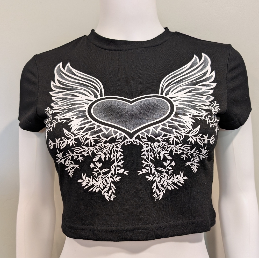 SHEIN Black And White Y2K Heart Wings Vines Graphic Short Sleeve Crop Tee Small